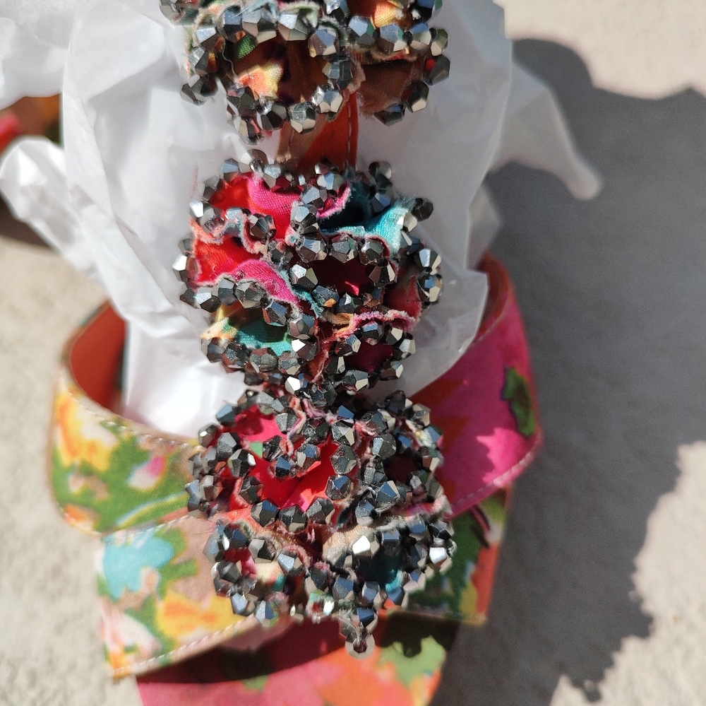 Gianni Bini Jeweled wedge - Picture 13 of 16